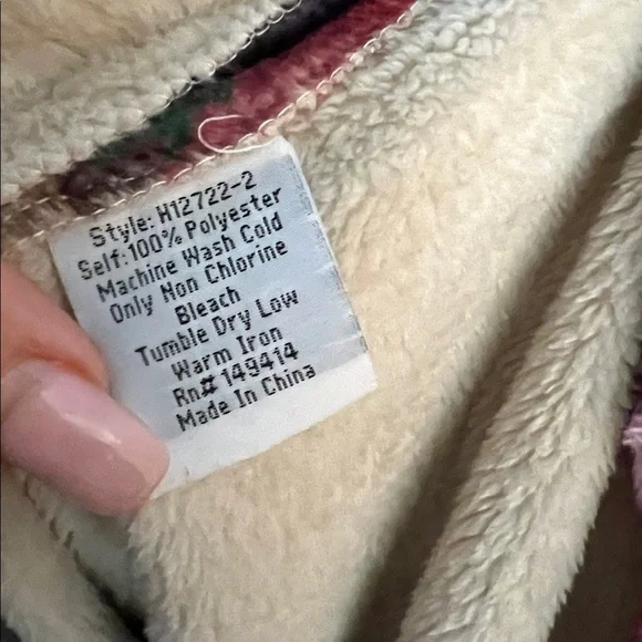 JOHNNY WAS one shoulder velour drawstring backpack / sling bag w logo tag - Picture 8 of 10